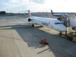 jkicさんが、カリアリ・エルマス空港で撮影したボロテア 717-2BLの航空フォト（飛行機 写真・画像）