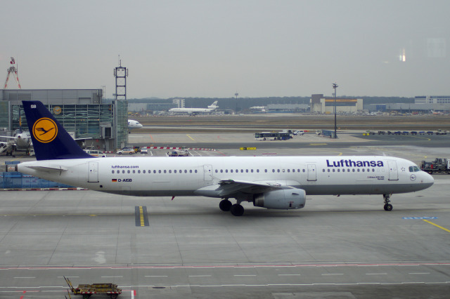 フランクフルト国際空港 - Frankfurt Airport [FRA/EDDF]で撮影されたフランクフルト国際空港 - Frankfurt Airport [FRA/EDDF]の航空機写真