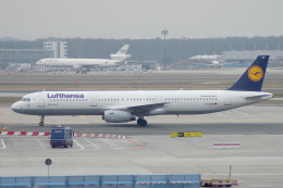 kanade/Ryo@S.O.R.A.さんが、フランクフルト国際空港で撮影したルフトハンザドイツ航空 A321-231の航空フォト（飛行機 写真・画像）