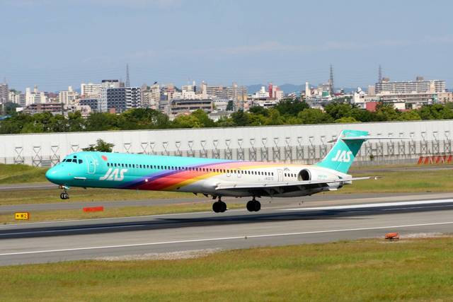 JAS / 日本エアシステム MD-90 | 黒澤モデル ６号機 1:500 JAS / 日本エアシステム MD-90 | 黒澤モデル 6号機 1:500