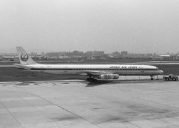 航空機・ヘリコプター BBOX JAL DC-8-62 JA8037 1/200 DC-8-62 JAL 旧鶴丸塗装 JA8037 ［BBOX020］ ブルー