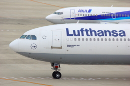 ヤマダ電機さんが、中部国際空港で撮影したルフトハンザドイツ航空 A340-311の航空フォト（飛行機 写真・画像）