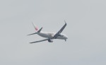 宮崎空港の撮影スポット「宮崎市立生目中学校　青雲台」で撮影された飛行機の写真です。