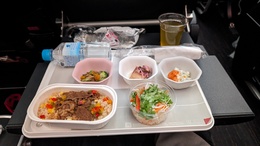 写真の種類:機内食・ドリンク