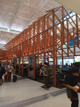 写真の種類:出発空港での写真