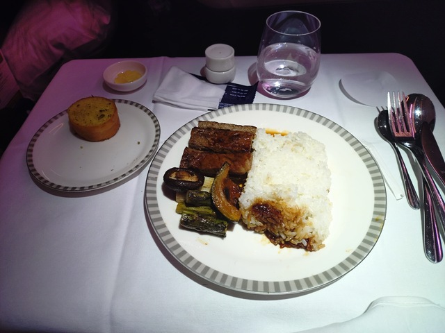 SQ221の搭乗レビュー写真