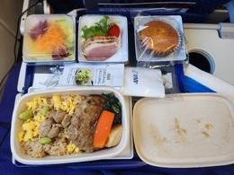 写真の種類:機内食・ドリンク