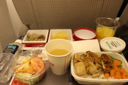 写真の種類:機内食・ドリンク